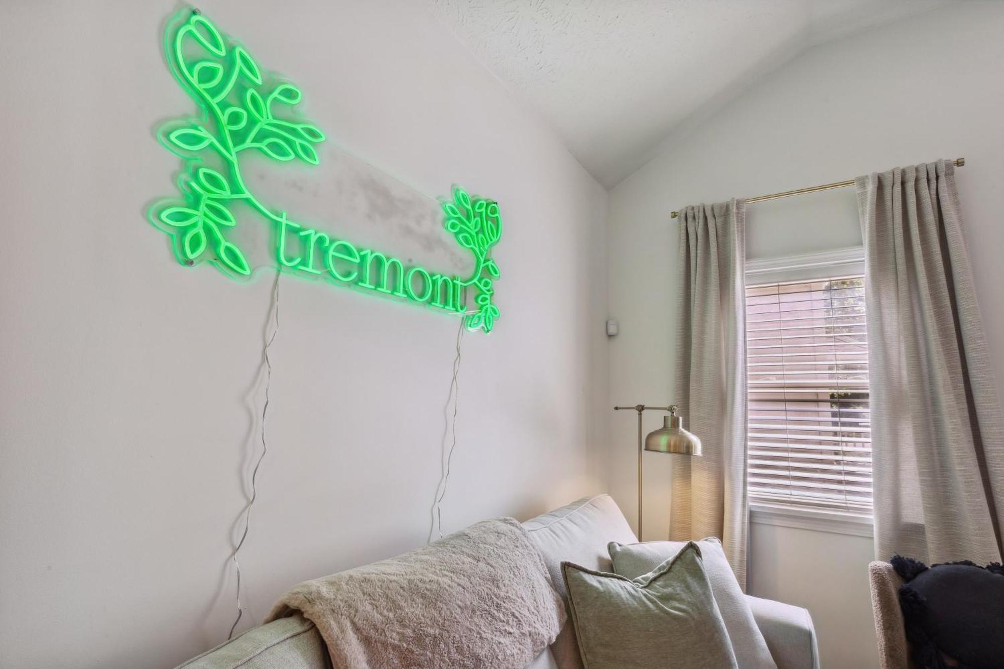 Newly Renovated Tremont Treasure I Cozy + Modern Villa Cleveland Buitenkant foto